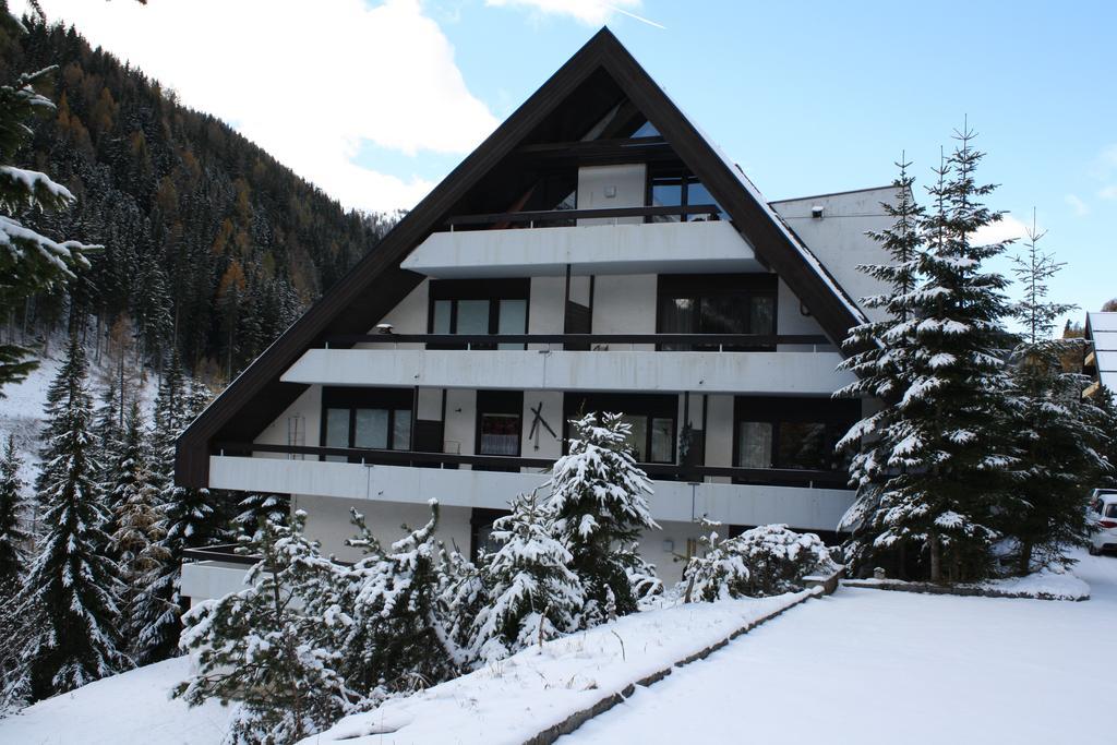 Ski- Und Wander Appartements Schiffer Innerkrems Oda fotoğraf